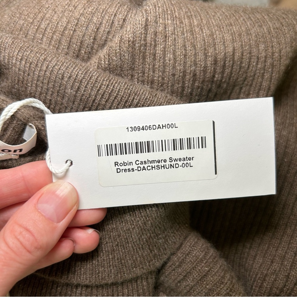 NWT Reformation Robin Cashmere Sweater Dress Dachshund Size Large - Picture 13 of 16